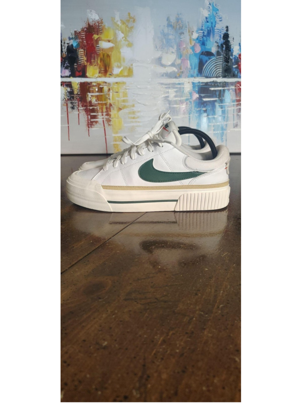 Nike Platform Shoes Womens Size 9 White Green Low Top Sneakers DM7590-107
